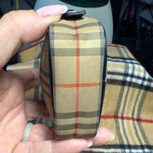 Burberrys VINTAGE Beige and Black Plaid Pouch - Picture 4 of 7